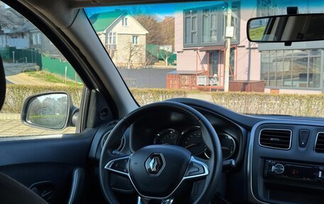 Renault Logan II, 2020 год, 800 000 рублей, 32 фотография