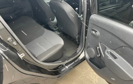 Renault Logan II, 2015 год, 750 000 рублей, 11 фотография