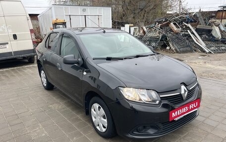 Renault Logan II, 2015 год, 750 000 рублей, 4 фотография
