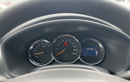 Renault Logan II, 2015 год, 750 000 рублей, 16 фотография