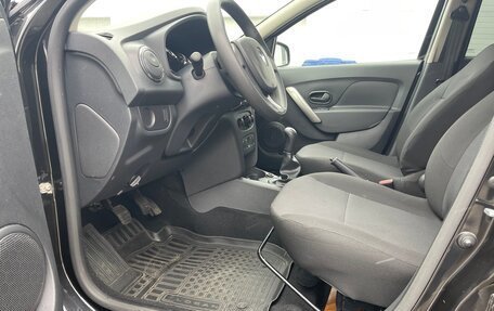 Renault Logan II, 2015 год, 750 000 рублей, 25 фотография