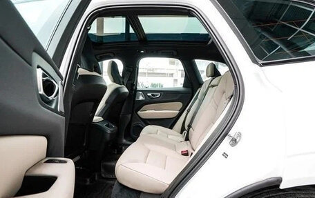 Volvo XC60 II, 2025 год, 4 960 000 рублей, 8 фотография