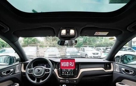 Volvo XC60 II, 2025 год, 4 960 000 рублей, 6 фотография