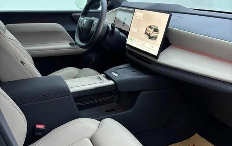 Volvo XC70, 2025 год, 6 600 000 рублей, 7 фотография