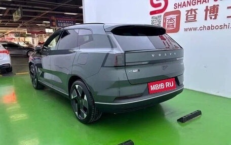 Volvo XC70, 2025 год, 6 600 000 рублей, 4 фотография