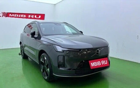 Volvo XC70, 2025 год, 6 600 000 рублей, 3 фотография