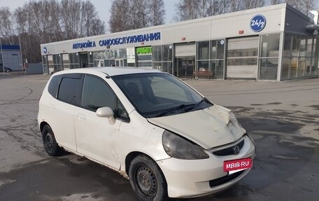 Honda Fit III, 2002 год, 110 000 рублей, 11 фотография