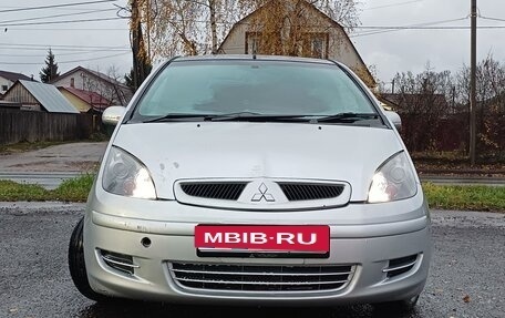 Mitsubishi Colt VI рестайлинг, 2003 год, 265 000 рублей, 3 фотография
