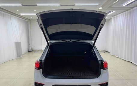 Volkswagen T-Roc I, 2022 год, 1 499 000 рублей, 12 фотография