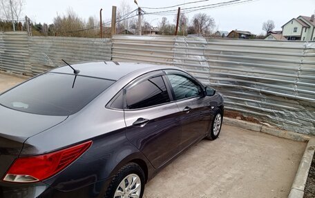 Hyundai Solaris II рестайлинг, 2015 год, 490 000 рублей, 3 фотография