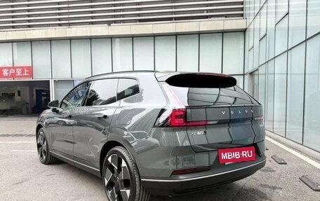 Volvo XC70, 2025 год, 6 700 000 рублей, 5 фотография