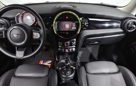 MINI Hatch, 2022 год, 1 600 000 рублей, 7 фотография