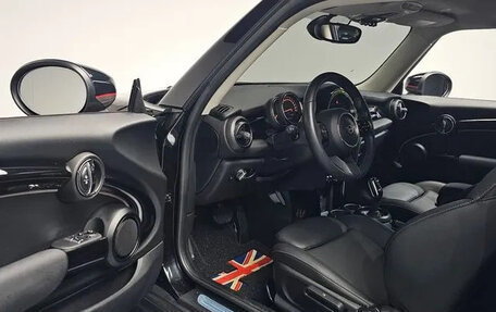 MINI Hatch, 2022 год, 1 600 000 рублей, 6 фотография