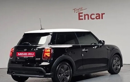 MINI Hatch, 2022 год, 1 600 000 рублей, 2 фотография