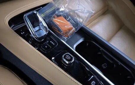 Volvo XC90 II рестайлинг, 2023 год, 6 500 000 рублей, 9 фотография