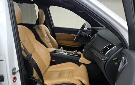 Volvo XC90 II рестайлинг, 2023 год, 6 500 000 рублей, 10 фотография