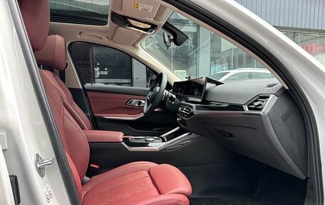 BMW 3 серия, 2023 год, 9 фотография