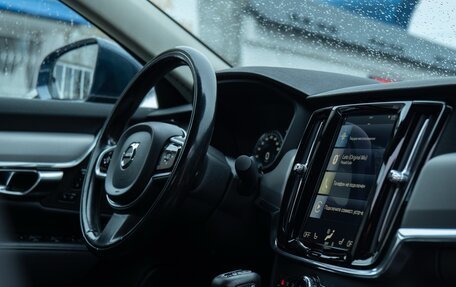 Volvo S90 II рестайлинг, 2017 год, 2 600 000 рублей, 11 фотография