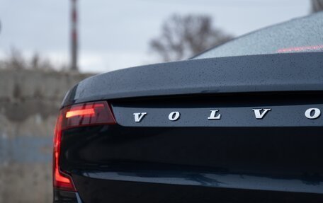 Volvo S90 II рестайлинг, 2017 год, 2 600 000 рублей, 22 фотография