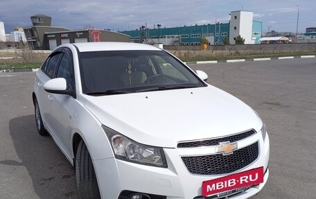 Chevrolet Cruze II, 2012 год, 950 000 рублей, 9 фотография