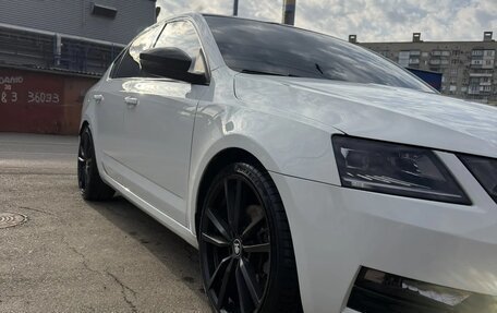 Skoda Octavia, 2017 год, 1 950 000 рублей, 2 фотография