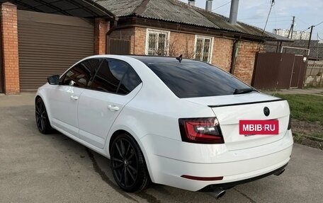 Skoda Octavia, 2017 год, 1 950 000 рублей, 3 фотография