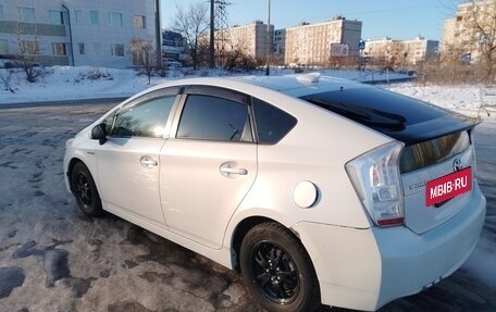 Toyota Prius, 2010 год, 770 000 рублей, 3 фотография