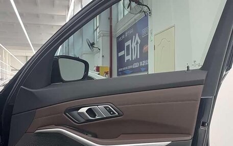 BMW 3 серия, 2023 год, 3 530 000 рублей, 22 фотография