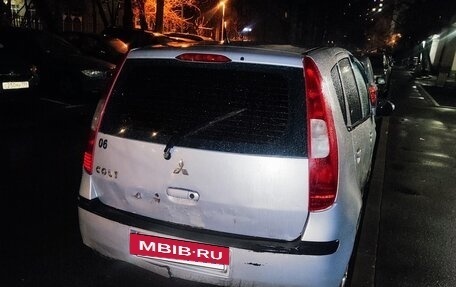 Mitsubishi Colt VI рестайлинг, 2005 год, 150 000 рублей, 3 фотография
