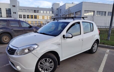 Renault Sandero I, 2014 год, 510 000 рублей, 2 фотография