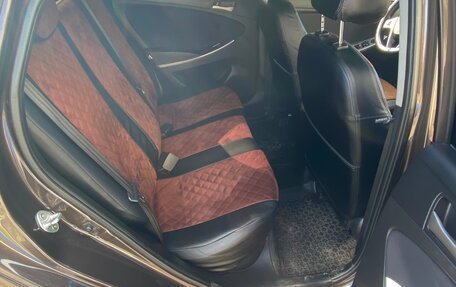 Hyundai Solaris II рестайлинг, 2015 год, 1 100 000 рублей, 2 фотография