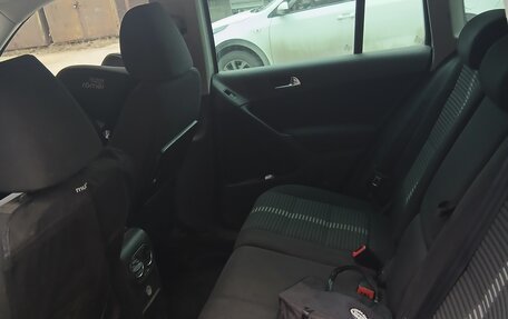 Volkswagen Tiguan I, 2010 год, 920 000 рублей, 7 фотография