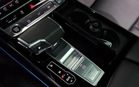 Audi A8, 2023 год, 9 113 005 рублей, 13 фотография
