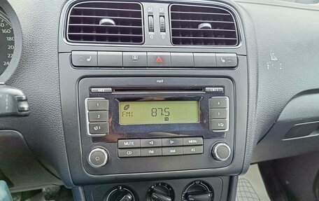 Volkswagen Polo VI (EU Market), 2011 год, 649 995 рублей, 16 фотография