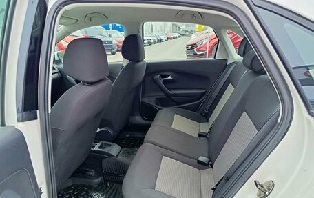 Volkswagen Polo VI (EU Market), 2011 год, 649 995 рублей, 11 фотография