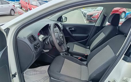 Volkswagen Polo VI (EU Market), 2011 год, 649 995 рублей, 9 фотография