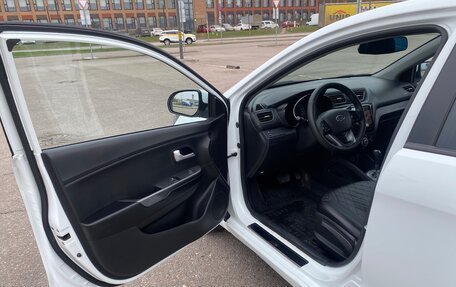 KIA Rio III рестайлинг, 2012 год, 1 100 000 рублей, 14 фотография