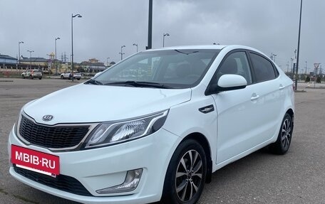 KIA Rio III рестайлинг, 2012 год, 1 100 000 рублей, 3 фотография