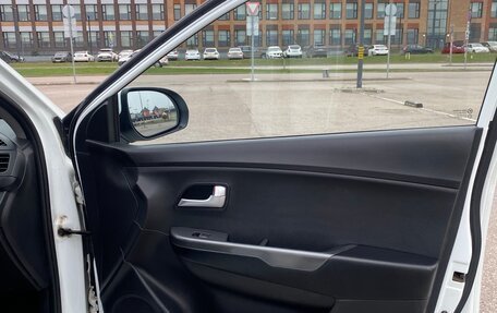 KIA Rio III рестайлинг, 2012 год, 1 100 000 рублей, 24 фотография