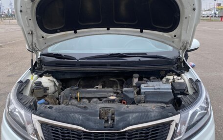 KIA Rio III рестайлинг, 2012 год, 1 100 000 рублей, 30 фотография