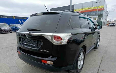Mitsubishi Outlander III рестайлинг 3, 2012 год, 1 575 000 рублей, 7 фотография