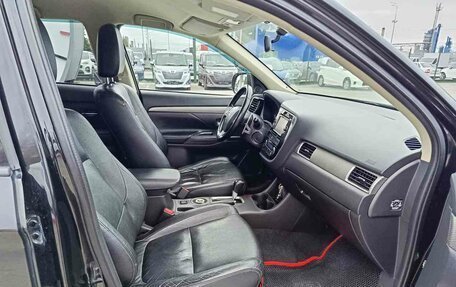 Mitsubishi Outlander III рестайлинг 3, 2012 год, 1 575 000 рублей, 14 фотография