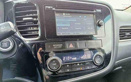 Mitsubishi Outlander III рестайлинг 3, 2012 год, 1 575 000 рублей, 19 фотография