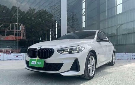 BMW 1 серия, 2022 год, 1 710 000 рублей, 1 фотография