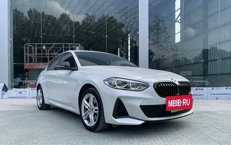 BMW 1 серия, 2022 год, 1 710 000 рублей, 2 фотография