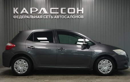 Toyota Auris II, 2010 год, 650 000 рублей, 6 фотография