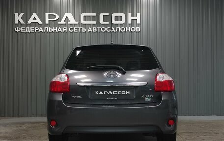 Toyota Auris II, 2010 год, 650 000 рублей, 4 фотография