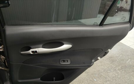 Toyota Auris II, 2010 год, 650 000 рублей, 16 фотография