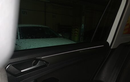 Volkswagen Tiguan II, 2018 год, 1 630 000 рублей, 12 фотография