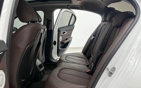 BMW 1 серия, 2022 год, 1 630 000 рублей, 8 фотография